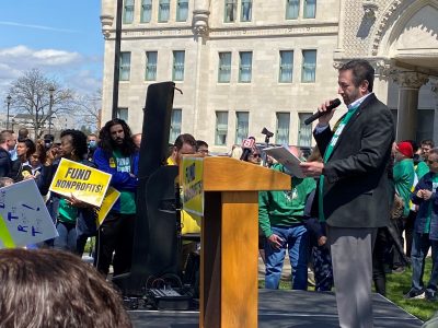 MPA Barry Simon. Nonprofit Rally