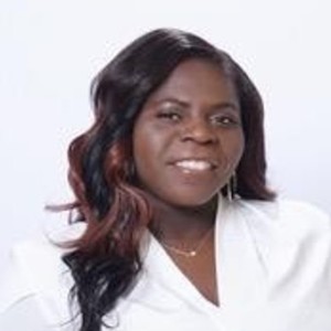 Penny Davis Headshot Photo