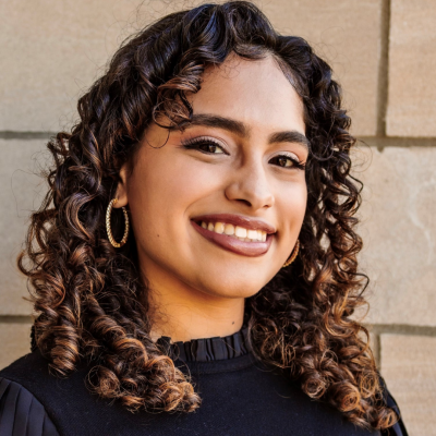 Headshot of Lizzette Irizarry